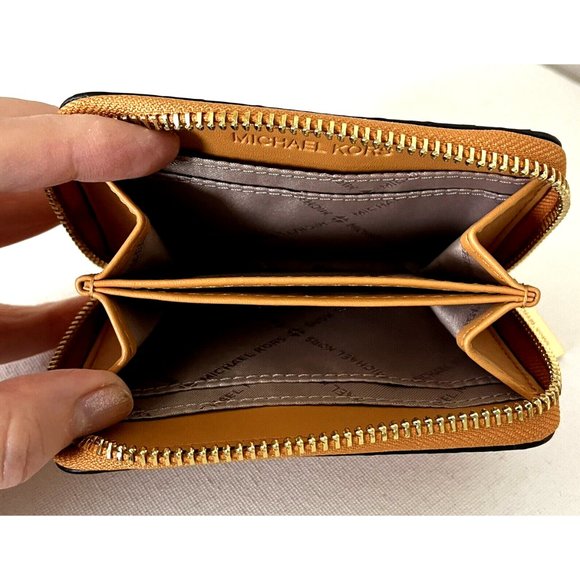 New Michael Kors Jet Set Travel Medium Zip Around Card Case Wallet Croc Cider - Picture 4 of 4